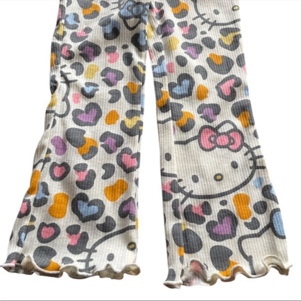 Girls 4T Hello Kitty Outfit - Picture 7 of 7